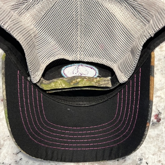 Mossy Oak Cap - Picture 3 of 4